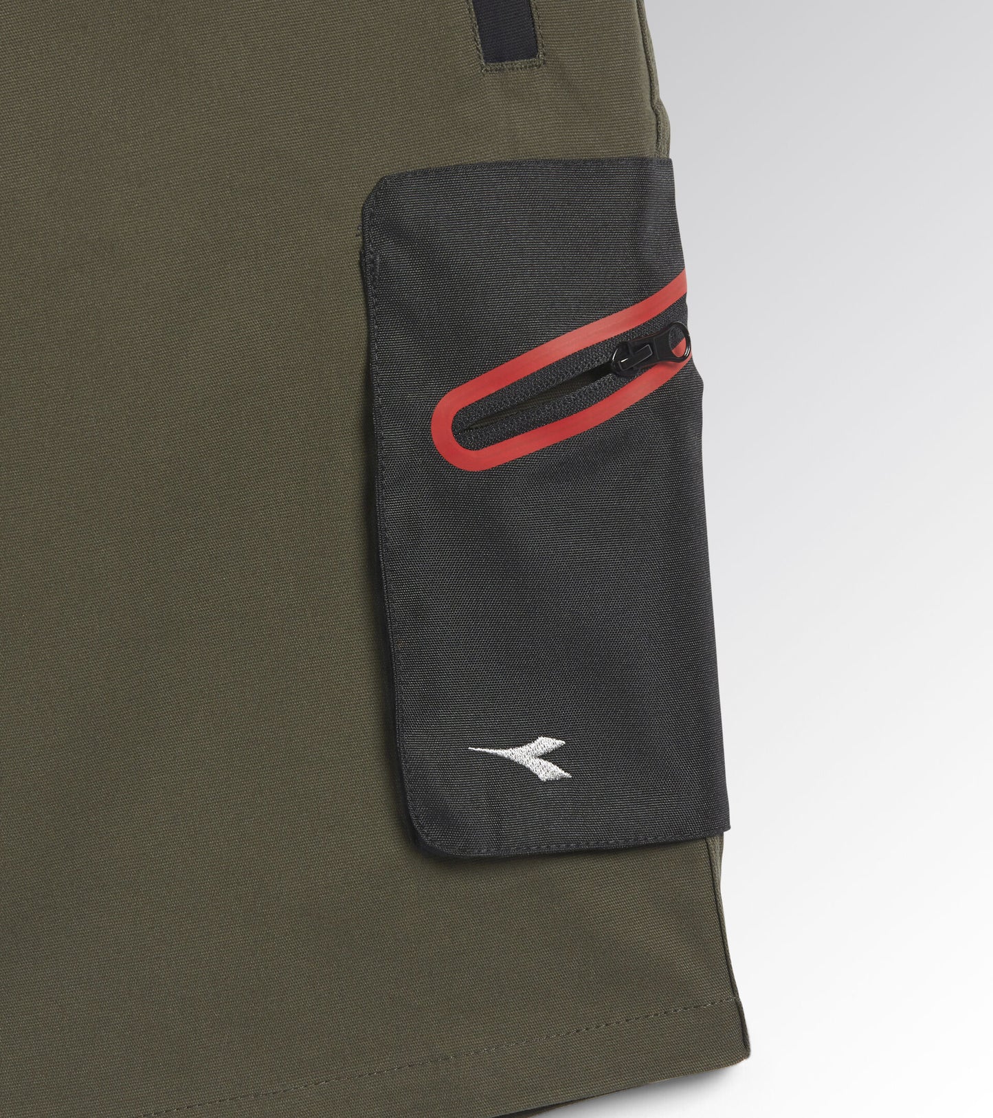 Diadora Bermuda Stretch Herren Shorts 702.170018