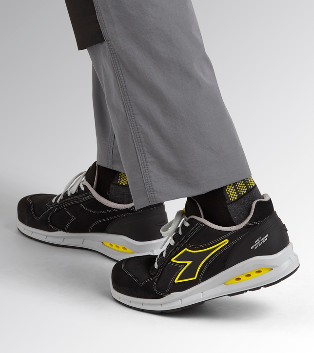 Diadora Run Net Airbox Low Arbeitsschuhe S3S SRC Schwarz 701.181148