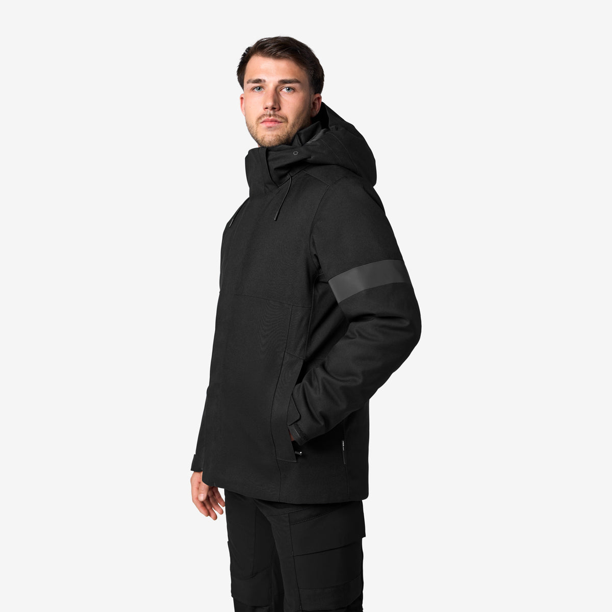 FHB Winterjacke ADRIAN 80236 Schwarz – Wasserdicht