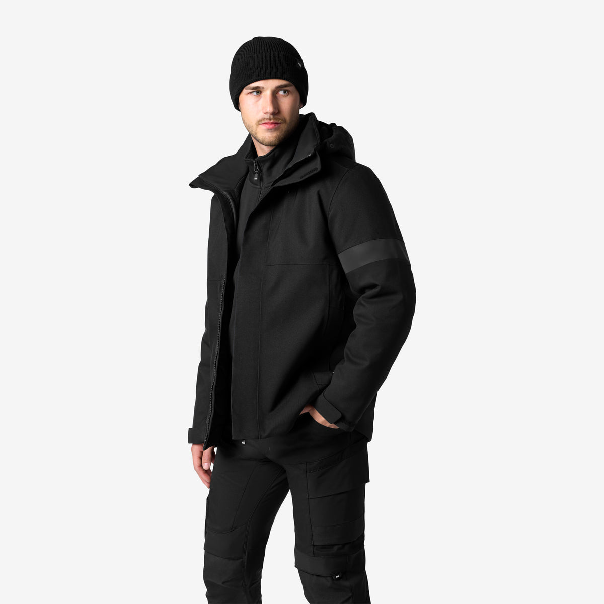 FHB Winterjacke ADRIAN 80236 Schwarz – Wasserdicht