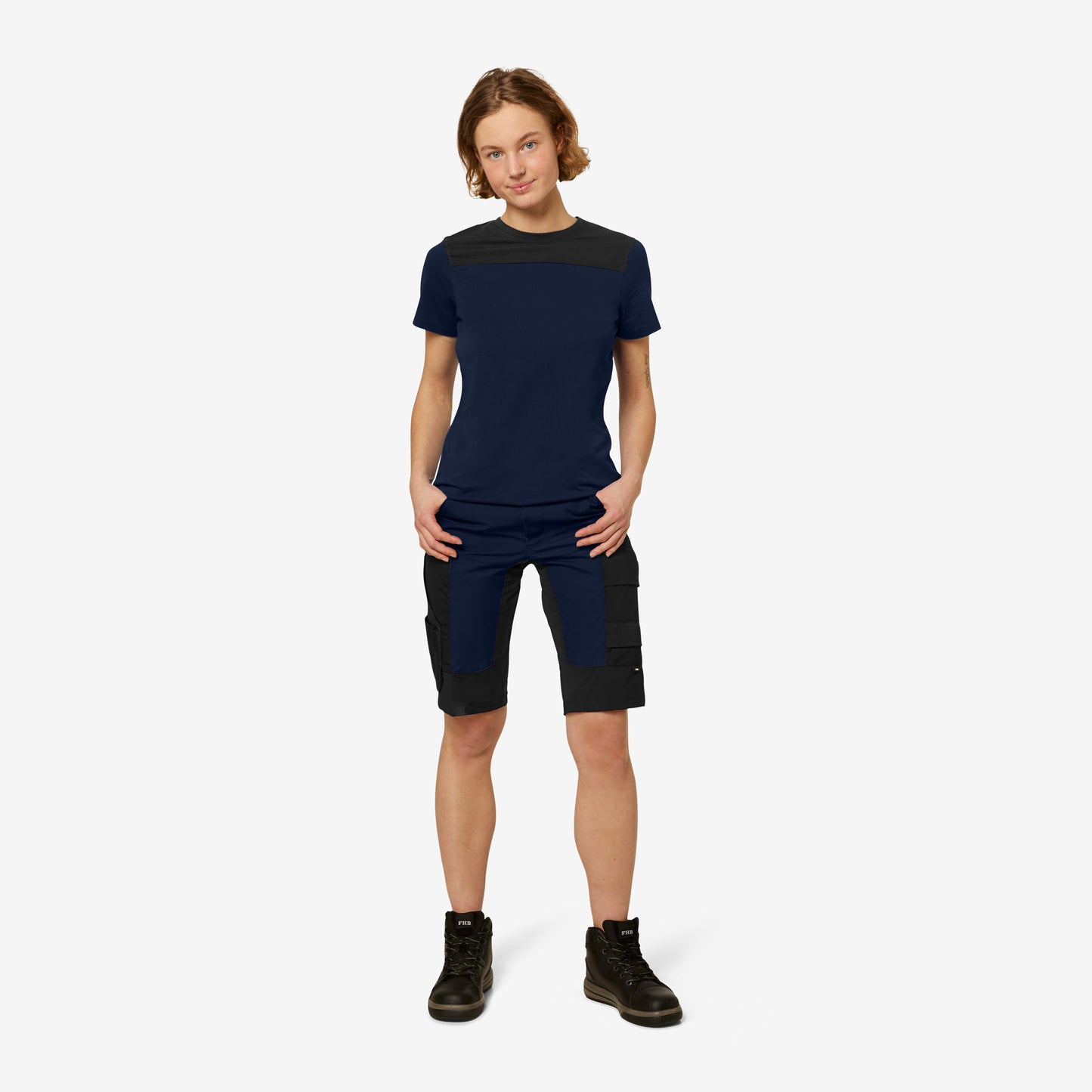 FHB Kim Stretch Bermuda Arbeitshorts Navy/Schwarz 125200 + gratis Zimmermannsbleistift
