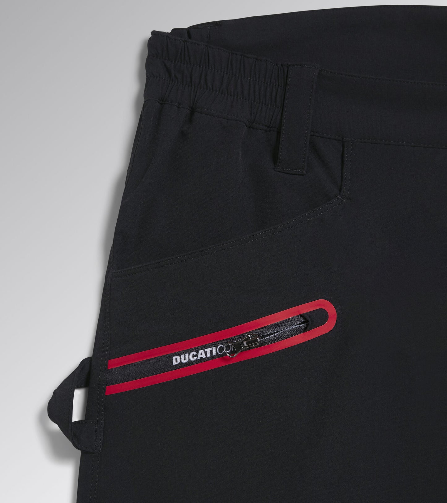 Diadora Ducati Bermuda Herren Shorts 702.180070